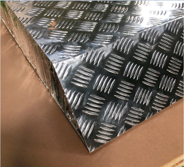 150mm压纹铝蜂窝板