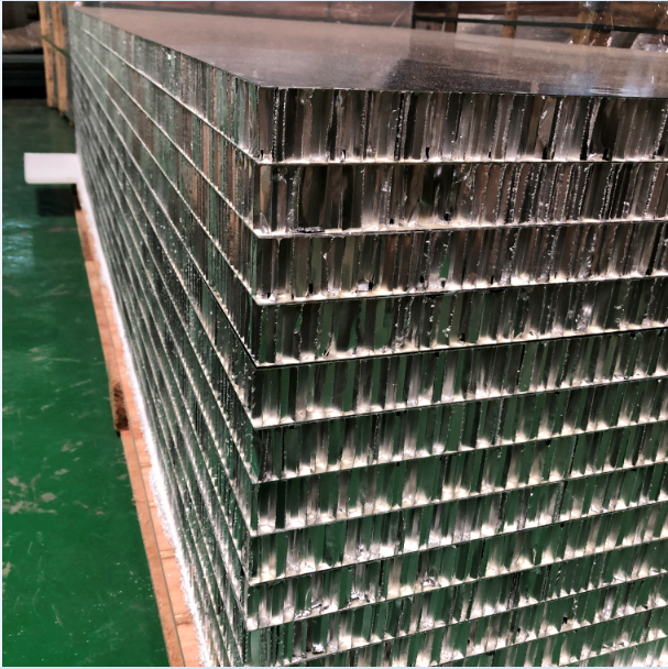 45mm双面光铝蜂窝板