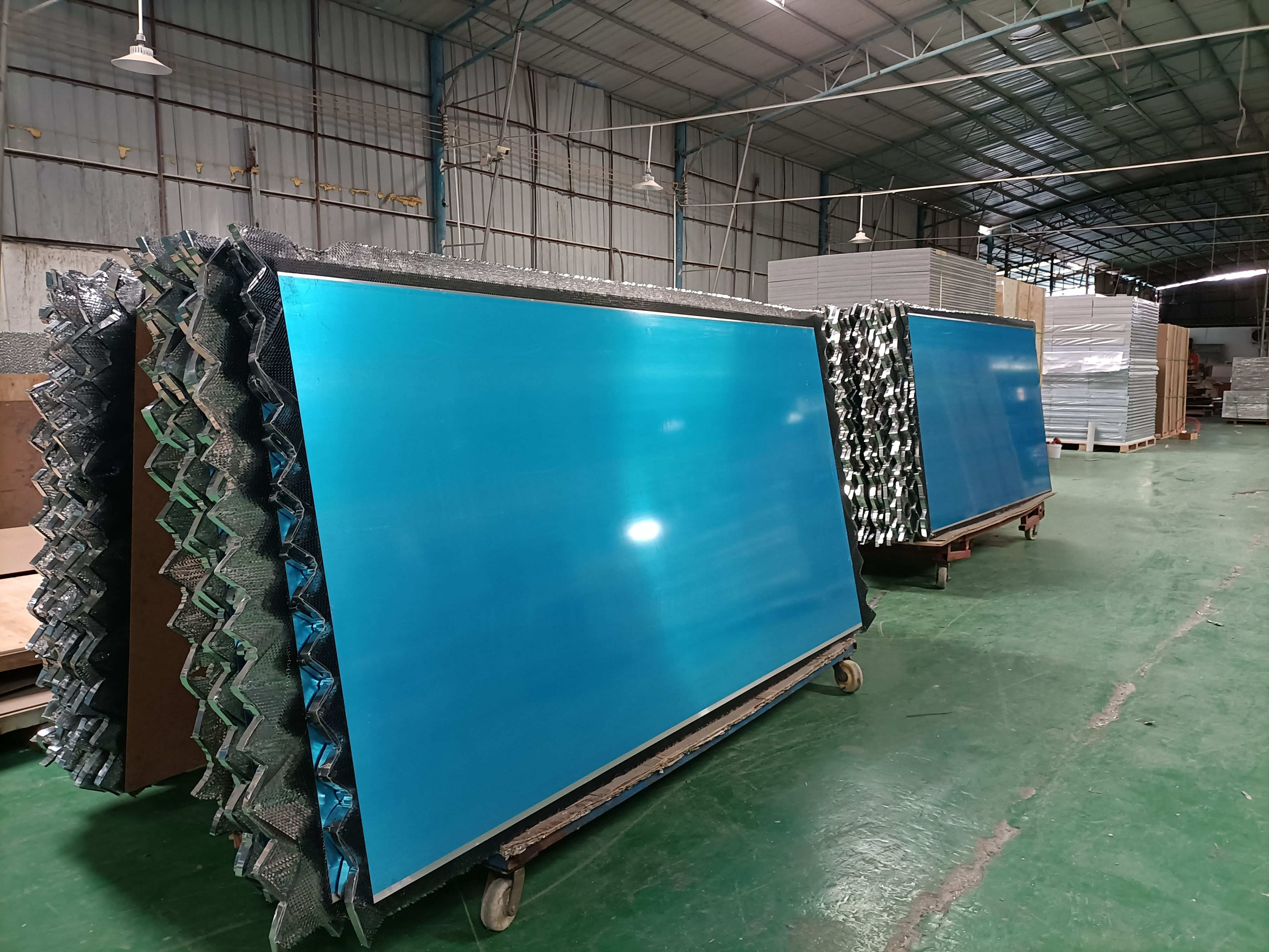 20mm双面光铝蜂窝板