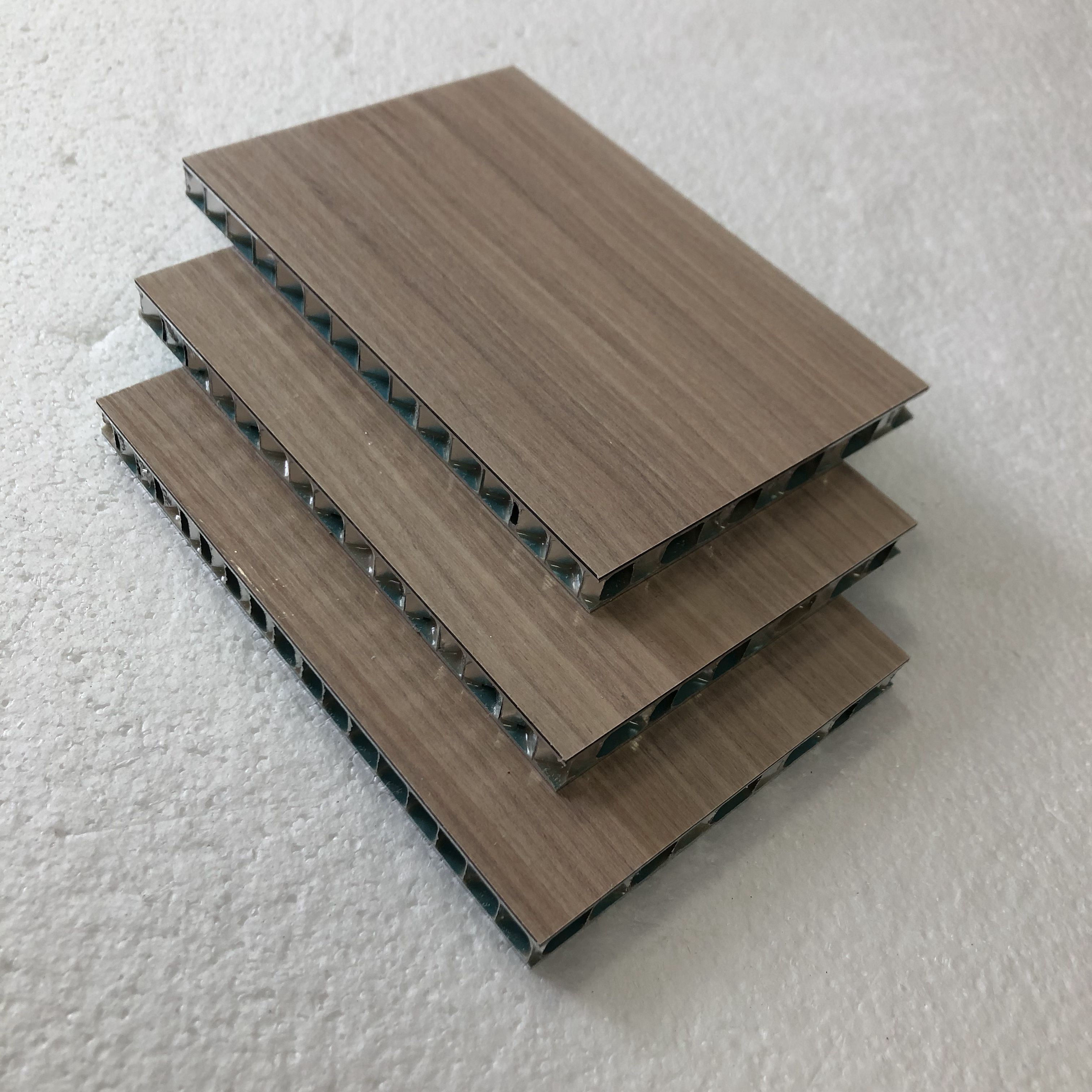 11mm木纹铝蜂窝板